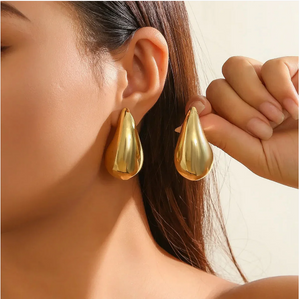 Tear Drop Gold Earring