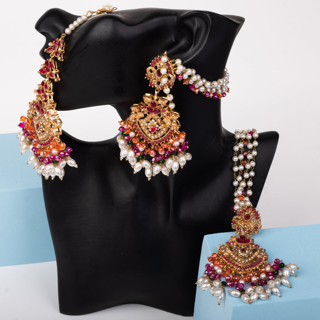 EXQUISITE EARRINGS WITH TEEKA-02