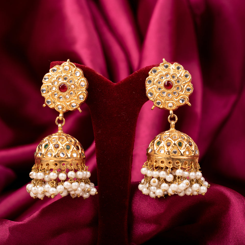 Stunning Laak Kundan Jhumkey