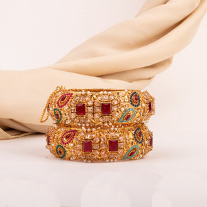 Traditional Naurattan Bangle